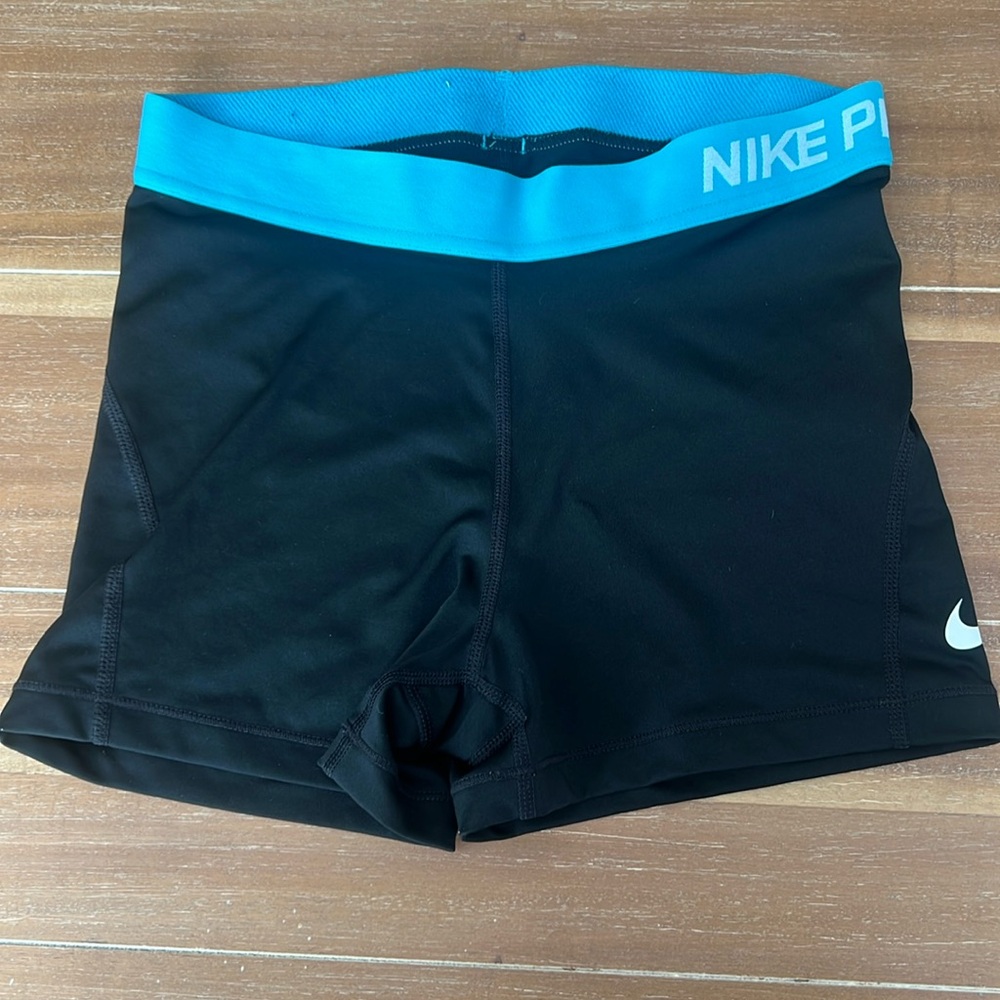 NIKE PRO